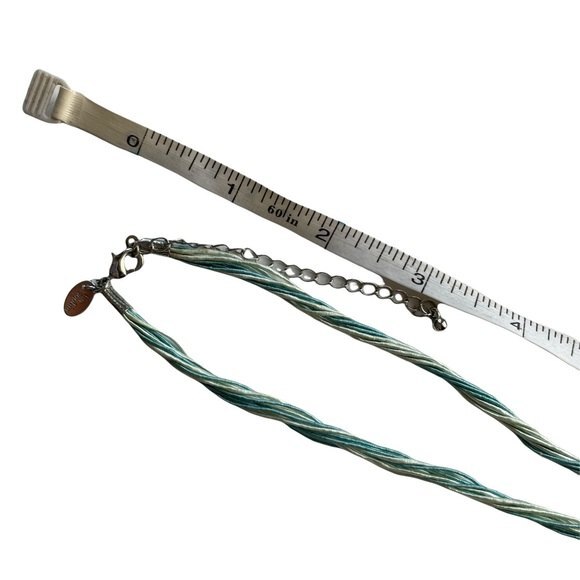 Lia Sophia Green Enamel Silver Tone Round Pendant with String Chain - Picture 4 of 10